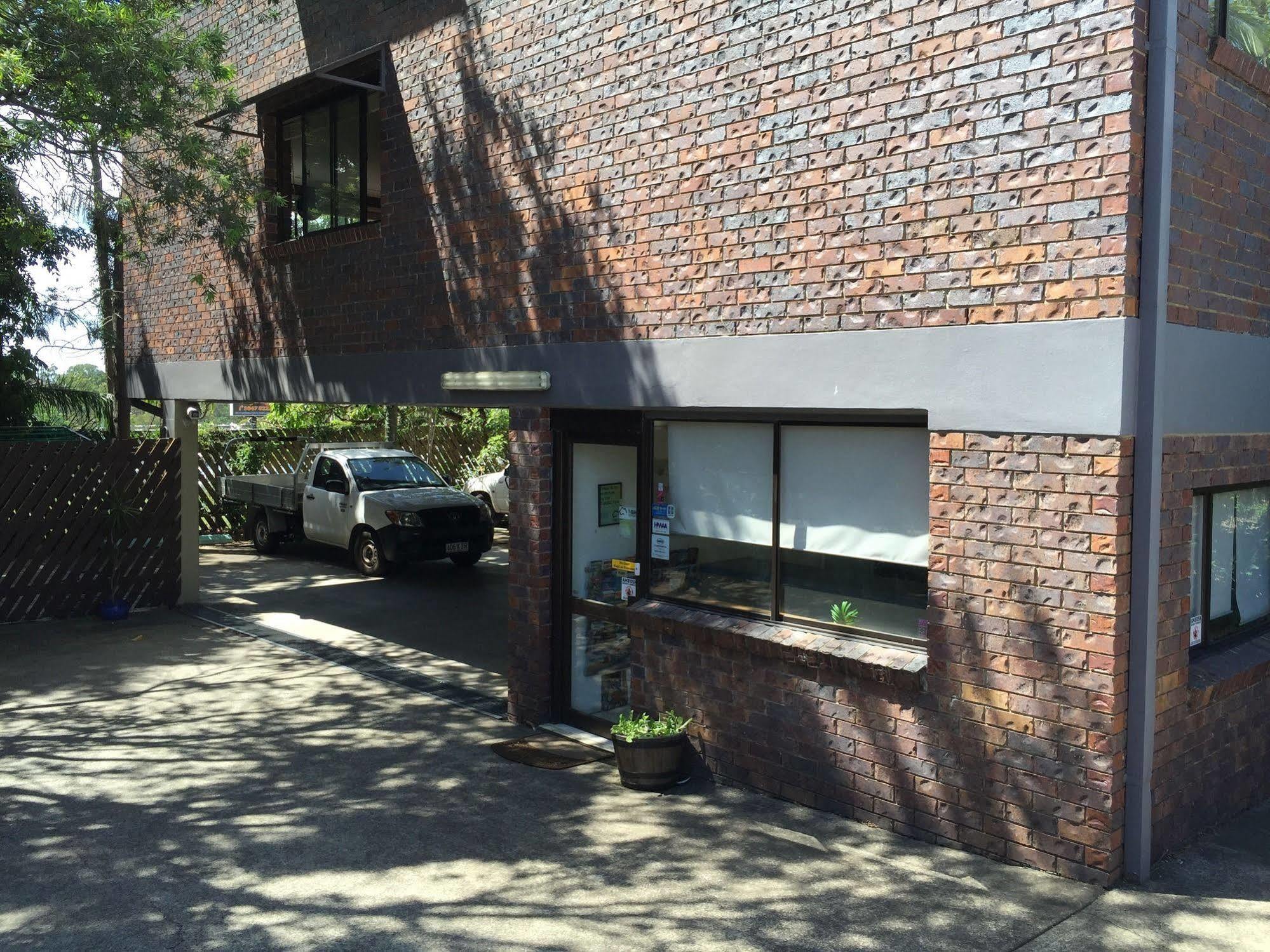 Holland Park Motel Brisbane Exterior photo